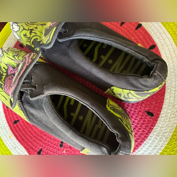 RARE IRON FIST zombie slides! NWOT.🧟‍♀️🧟‍♂️ - Picture 5 of 6